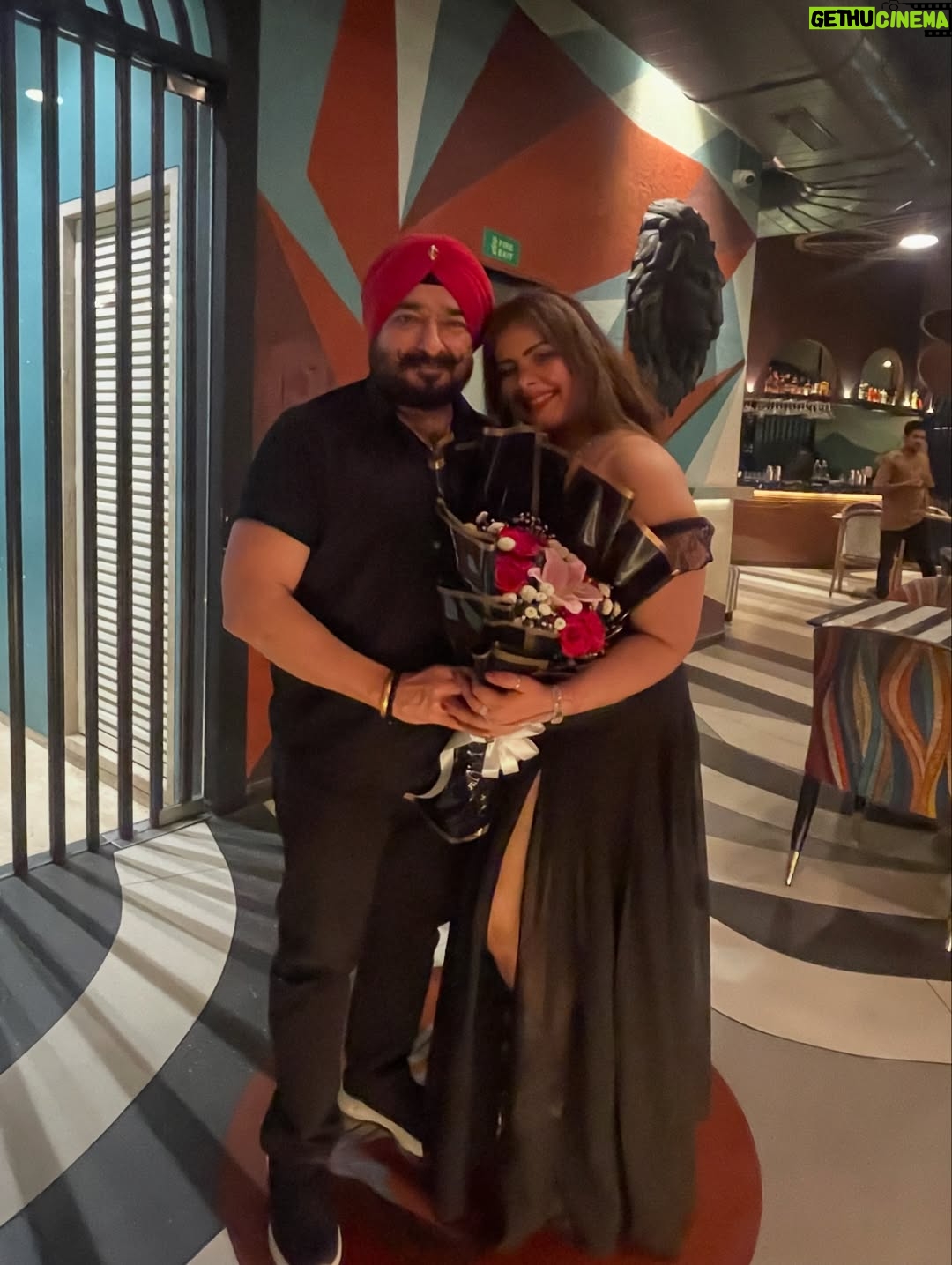 Mithila Purohit - 6K Likes - Surrounded by love, laughter & the best people 💖✨ Grateful for everything ! Blessed beyond words, loved beyond measure ✨ Thank you for filling my birthday with joy 🫶” Every smile in these pictures = a reason I feel grateful 🌸 together forever ♾️🧿♥️ and yessss I missed you @agoodwitch03 @panshuldhote @agastya_dhote @0.falakk 
Love you all from the bottom of my heart 🫶🏻🧿💖
.
@bindu.purohit.94 @74ahujasp 
.
#maa #papa #baby #love #family #friends #blessed #thebandragirl #mithilapurohit