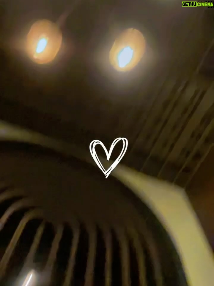 Mithila Purohit - 6K Likes - Surrounded by love, laughter & the best people 💖✨ Grateful for everything ! Blessed beyond words, loved beyond measure ✨ Thank you for filling my birthday with joy 🫶” Every smile in these pictures = a reason I feel grateful 🌸 together forever ♾️🧿♥️ and yessss I missed you @agoodwitch03 @panshuldhote @agastya_dhote @0.falakk 
Love you all from the bottom of my heart 🫶🏻🧿💖
.
@bindu.purohit.94 @74ahujasp 
.
#maa #papa #baby #love #family #friends #blessed #thebandragirl #mithilapurohit