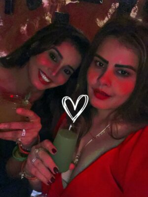 Mithila Purohit Instagram - Soul sisters, laughter blisters & memories that last forever. Happy Friendship Day !
@shehzadisammy @aasmali1 @zoyakhan_official588
.
#friendshipday2025 #bff #staytogether #crazygirls