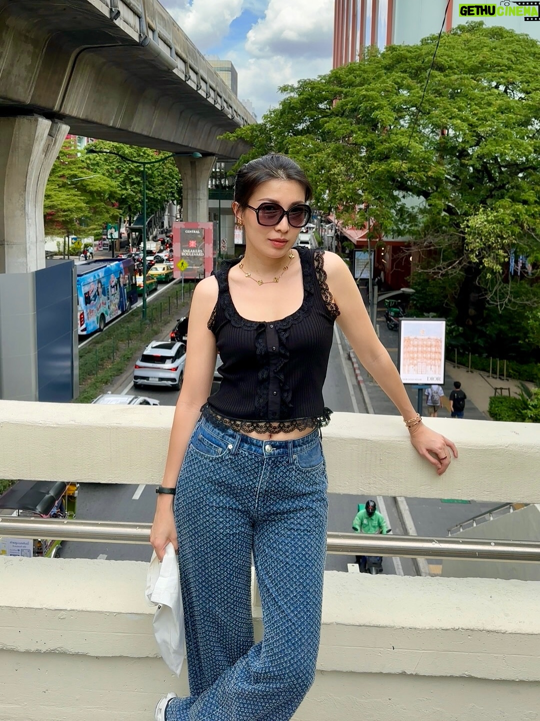 Moe Set Wine - 1.3K Likes - Storms don’t come to break you — they come to build the warrior in you. I am wearing : Top -Zara , Jean - rag and bone #riseandshine #hope #life #bangkok #citystyle