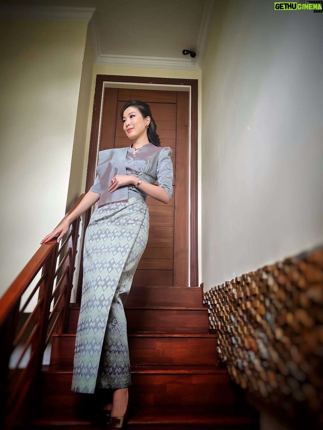 Moe Set Wine - 2.4K Likes - I draw the blinds, they don’t need to see me cry . Coz even if they understand , they don’t understand 😏 #onmyway #myanmar #ootd