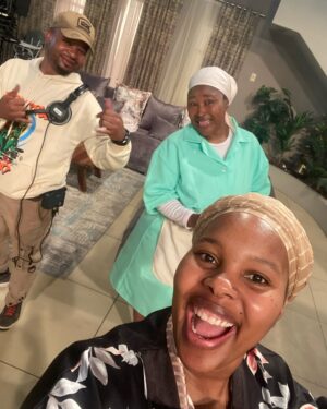 Mogau Motlhatswi Instagram - A BIG CONGRATULATIONS to Aus’ Julia Mathe for a fantastic and impactful debut week!! 🤗🤗🤗
Buuuuuut who else can smell trouble? 😬
#skeemsaam