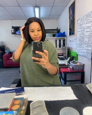 Mogau Motlhatswi Instagram - New hair who dis😎😊🥰🙋🏾♀️