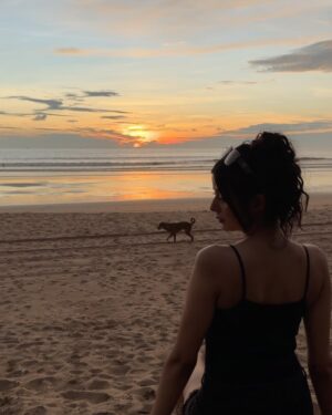 Molina Sodhi Instagram - 🌞🏖️
#goavibes #beachlife #agondabeach #goatourism