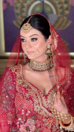 Molina Sodhi Instagram - तमन्ना• تمنا • Desire 🌹
Outfit: @nehazzbridal_outfits_jewelry
Mua: @nehazzbridalmakeup
#indianwedding #heritagebridal #punjabiwedding #weddingdress #bride #weddingmakeup