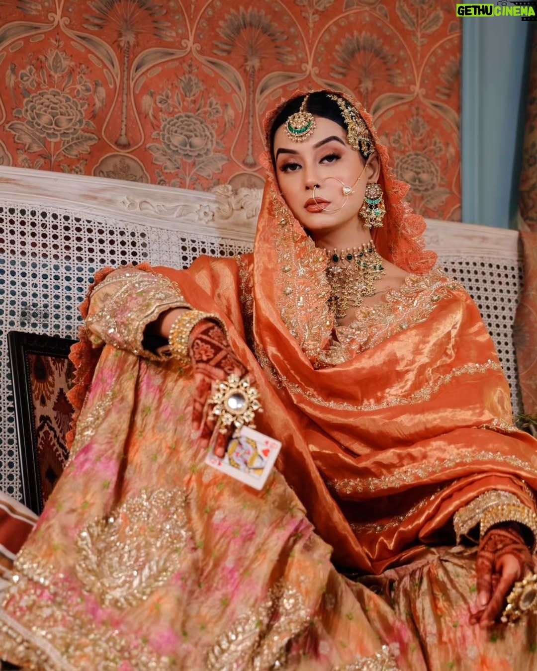 Molina Sodhi - 1K Likes - @molinasodhiofficial looking damm gorgeous in her latest photohoot

#molinasodhi #ethnicwear #photoshoot #actress
#model

#punjabigrooves