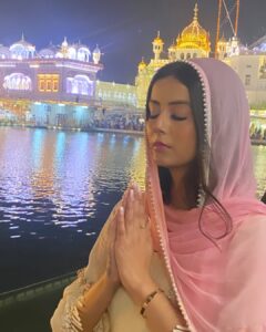 Molina Sodhi Most Liked Photos and Posts