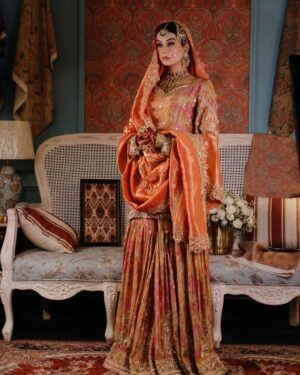 Molina Sodhi Instagram - @molinasodhiofficial looking damm gorgeous in her latest photohoot

#molinasodhi #ethnicwear #photoshoot #actress
#model

#punjabigrooves