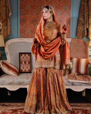 Molina Sodhi Instagram - @molinasodhiofficial looking damm gorgeous in her latest photohoot

#molinasodhi #ethnicwear #photoshoot #actress
#model

#punjabigrooves