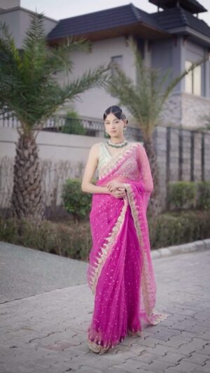 Molina Sodhi Instagram - Enveloped in elegance, our beloved muse, @molinasodhiofficial graces the scene with timeless allure in this enchanting magenta saree, exuding intricate details spun with love.
Order yours today and embrace the magic! ✨
DM us to book an appointment .
📌To order WhatsApp 919779777552
.
.
#indianwedding #receptionoutfit #receptionlehengas #kulwindernagra #punjabiwedding #weddinglehenga #garara #pakistanifashion #pakistanifashion #tissuelehenga #brocadesuit #saree #sareelove