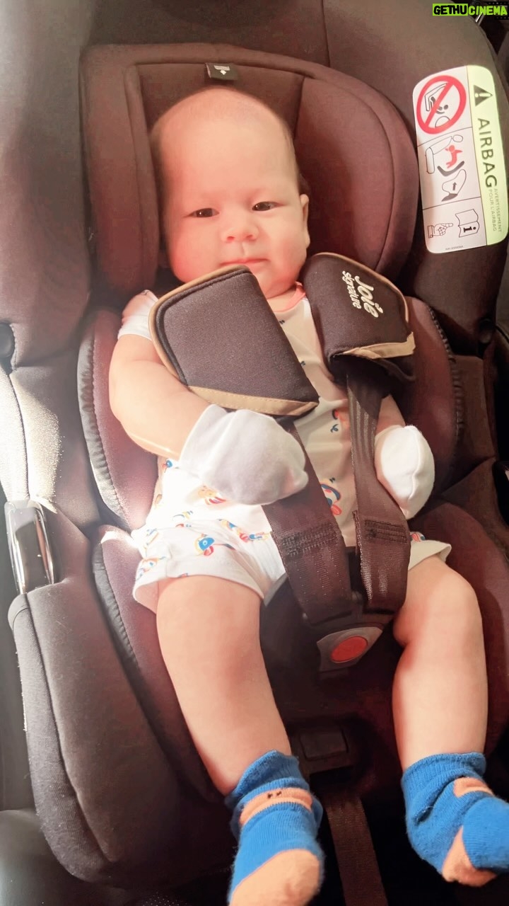 Mona Allen - 3 Likes - Persia Pekin balik Kampung Kelate with @joie_malaysia carseat!

I excited ambik video ni sebab first time Persia jalan jauh. Masa ni baru lepas tukar diapers, kereta tak jalan lagi. Perjalanan jauh, dengan ada baby ni sangat mencabar. Tapi, tape. 
I love it! 
P/s: bila kereta gerak, make sure the handle bar kat atas sebab dia berfungsi sebagai rebound bar bila terjadinya hentakan. Safe for our baby!!!🫶🏽
