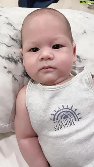 Mona Allen - 3 Likes - Dia bukan ayah kepada Persia 😂😂
Ramai kata muka depa sama.. 
Siapa  lelaki dlm gmbr ni? 🥶🥶 
Ayah adik adalah slash hj tapah !!! 
Bukan si Cena ni. K! 
Done buat press conprenceeeee ahhhh ok bai😝😝