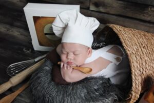 Mona Allen Instagram - Photoshoot Newborn Persia Pekin baby of @mona.allen & @pekin7words
.
Tema : Bakery (kek Omputeh)
.
#heartshotfocus #heartshotstudio #newbornphotography #gambarbaby #babyboy #babygirl #newbornphotographer #newbornbaby #newbornprops #cutebaby #newbornasia #newbornkualalumpur #newbornselangor #newbornshahalam #newbornbangi #newborndamansara #newbornklang #newborncheras