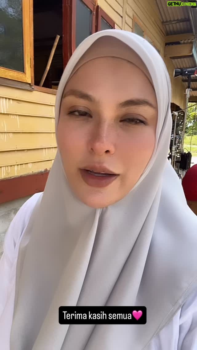 Mona Allen - 3 Likes - Update Chombie!!
Alhamdulillah korg! Chombie dah balik!
Terima kasih yg bantu ya🩷🩷
Dia balik sendiri. Syukur
