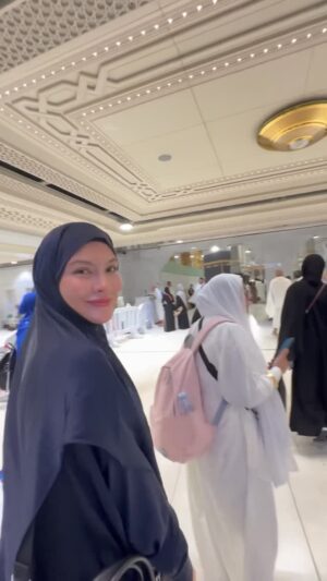 Mona Allen Instagram - Bukan moment biasa🥰