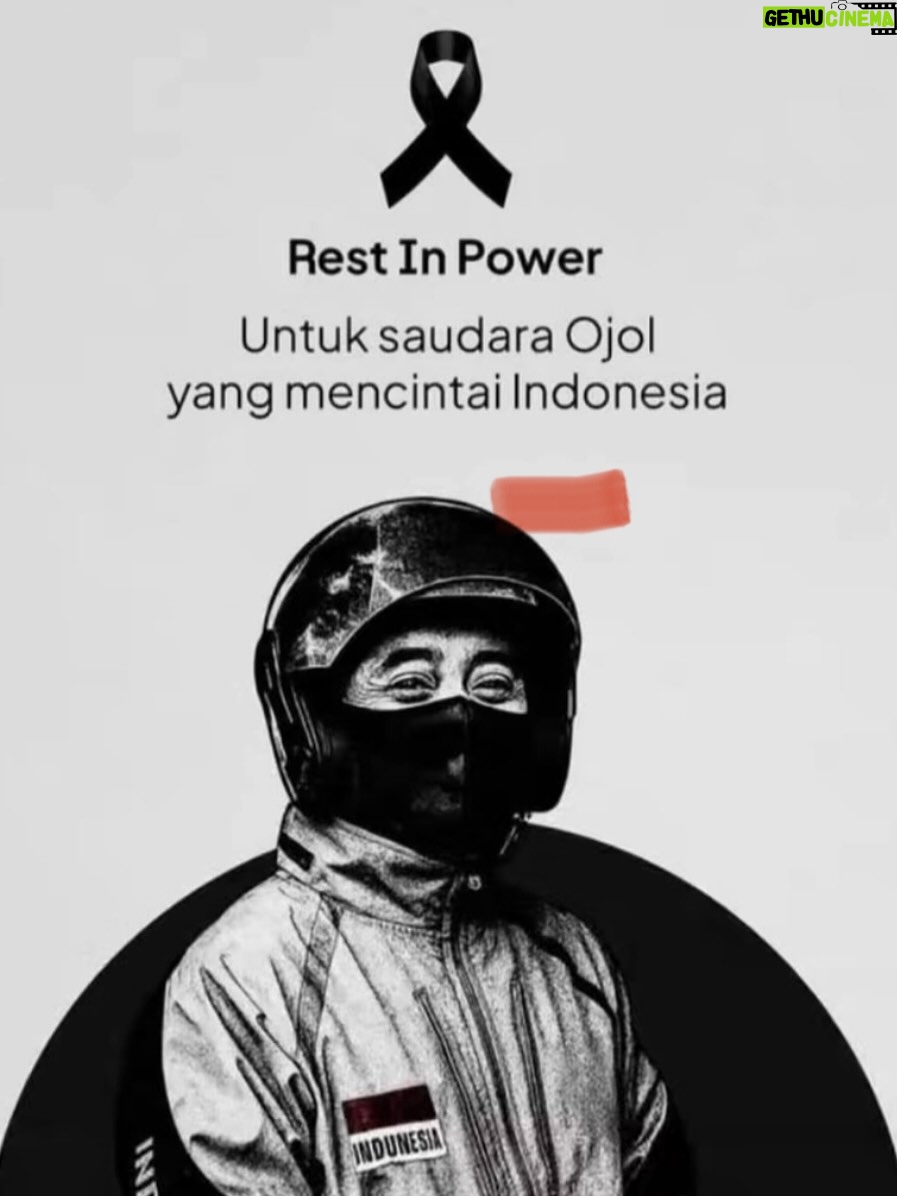 Mona Ratuliu - 25.1K Likes - Kenapa ini semua terjadi? KARENA RAKYAT SUDAH BERTERIAK TAPI TIDAK DIDENGAR!!! 

Udah bukan jamannya membodohi rakyat dengan statement2 yg nggak masuk akal. Di era melek informasi seperti ini, sekelas ojol bisa lebih pintar dari anggota @dpr_ri , jangan anggap rendah rakyat Indonesia. 

INI URGENT. SELESAIKAN SEKARANG. HARI INI JUGA. DENGAN CARA YANG BISA DITERIMA AKAL SEHAT RAKYAT INDONESIA. 

*ijin kepada yg ilustrasinya saya gunakan. Apabila perlu ditag harap dm saya. Terima kasih.