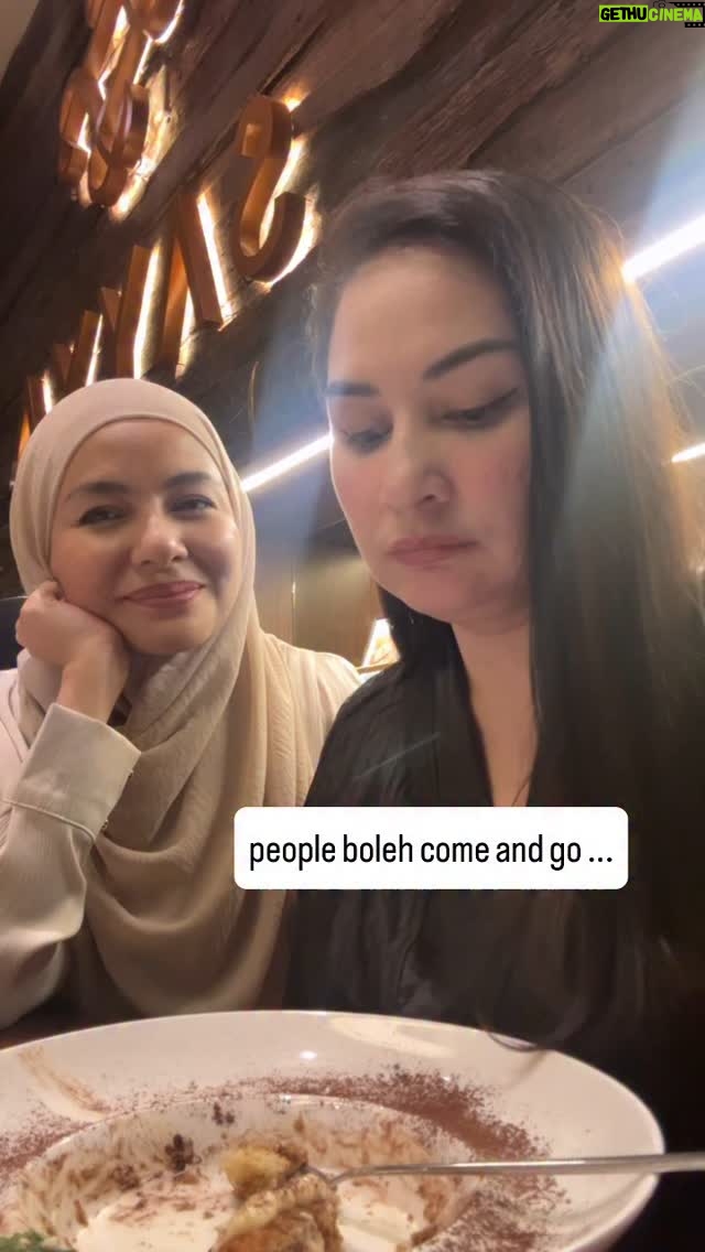 Mona Ratuliu - 112.8K Likes - Kau Tak Boleh !!!
Titik !!!

🫢🫢🤥🤥🤭🤭🤪🤪