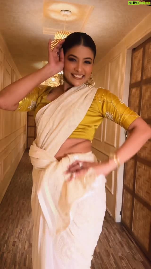 Mumtaheena Toya - 52.3K Likes - একটু নাচতে ইচ্ছা করলো তাই ☺️