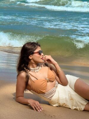 Mumtaheena Toya Instagram - Cooperative? Always. Tolerant of nonsense? Never. Energy matches energy.🌊