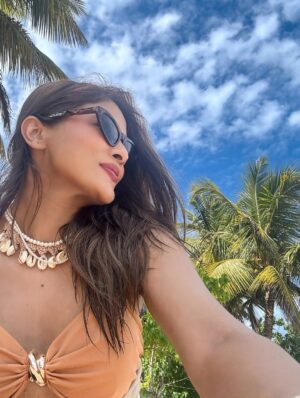 Mumtaheena Toya Instagram - Cooperative? Always. Tolerant of nonsense? Never. Energy matches energy.🌊