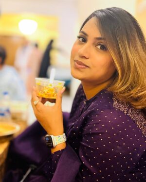 Mumtaheena Toya Instagram - True blessings are not just in the food we share, but in the love and laughter around the table. Grateful for this beautiful Iftar with my dear ones!
🌸🍽️✨
