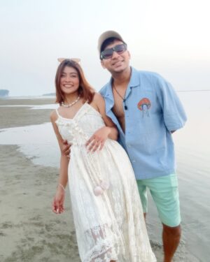 Mumtaheena Toya Instagram - 🌊🍃🕊️Hey, it’s us again!! 🦚✨🪐