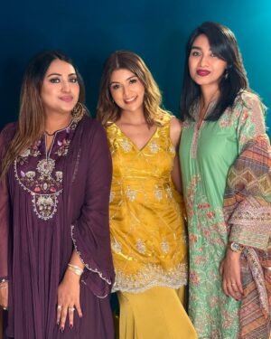 Mumtaheena Toya Instagram - Eid celebrations hit different when you have your best people by your side! 🌙✨