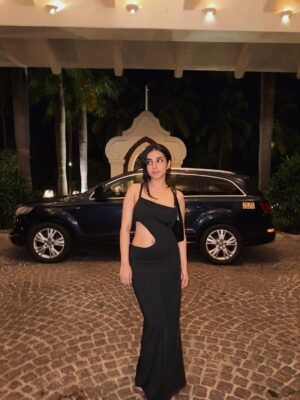 Muskaan Nayyar Instagram - 🂡