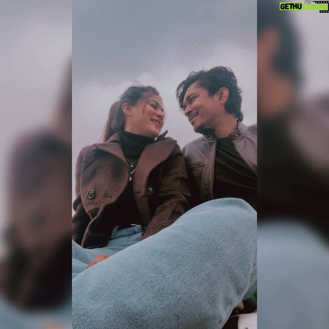 Muskan Saaphee - 13.3K Likes - Tm mile har khusi mil gayi hai hume 
Lagta hai ki dusri zindagi mil gayi hai Hume!!!♥️✨🥀
 .
.
.
.
.
.
.
.
.
.
#mussfam #mutif #loveislove #lovegoals #couplegoals #insta #instagood #instalike #instagram #instafashion #instalove #instamood #instadaily #instacool #instaphoto #delhidiaries #likesforlike #memories #moment #vibe #viral