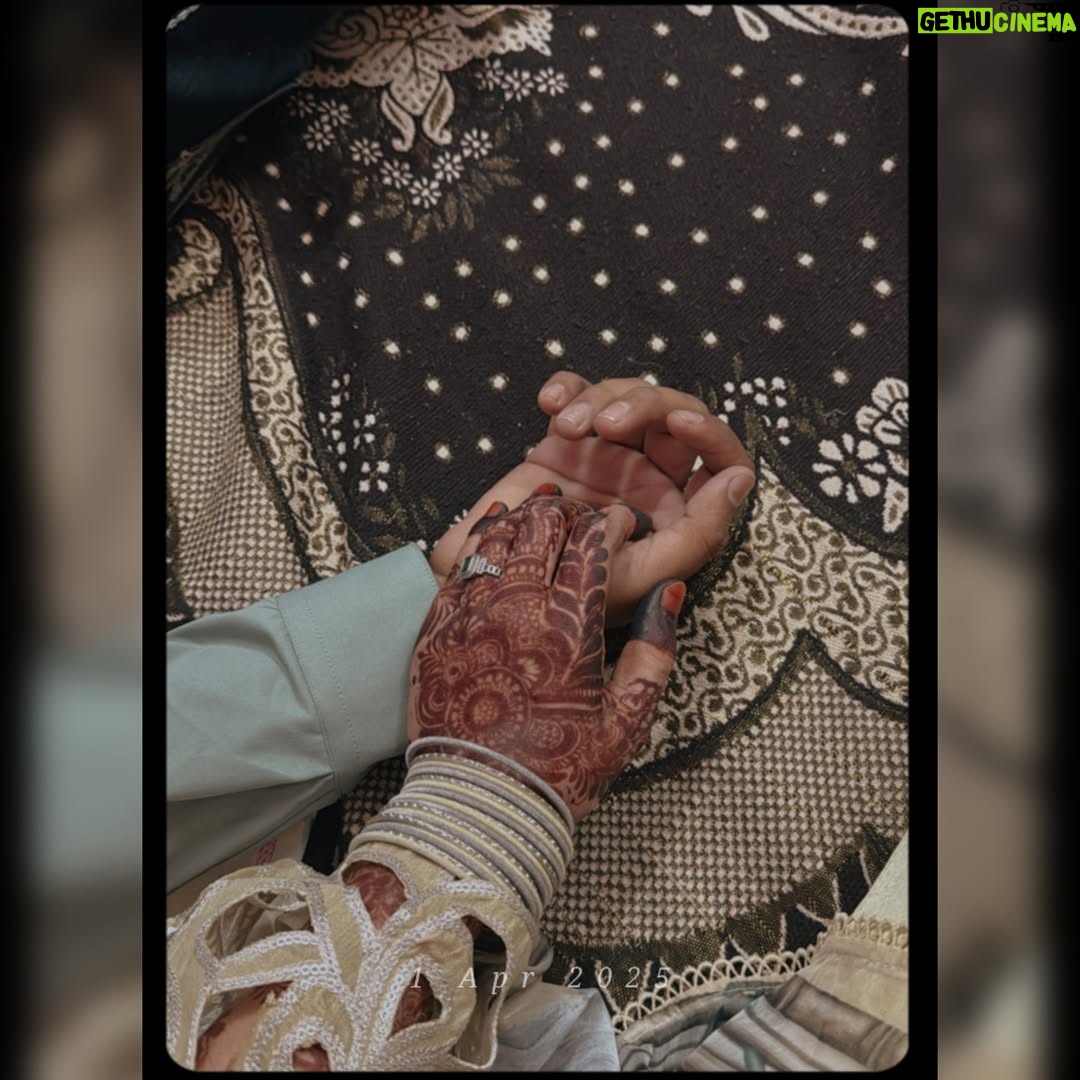 Muskan Saaphee - 16.6K Likes - Kisi k liye apni adaatein badal dena b Ishq hai!!❤️🥀
.
.
.
.
.
.
.
#mussfam #mutif #love #explore #explorepage✨ #couple #goals #lovegoals #eid #mubarak #atifsaifee #foryou #foryoypage #trending #trending #trendingreels #trendingaudio #viral #post