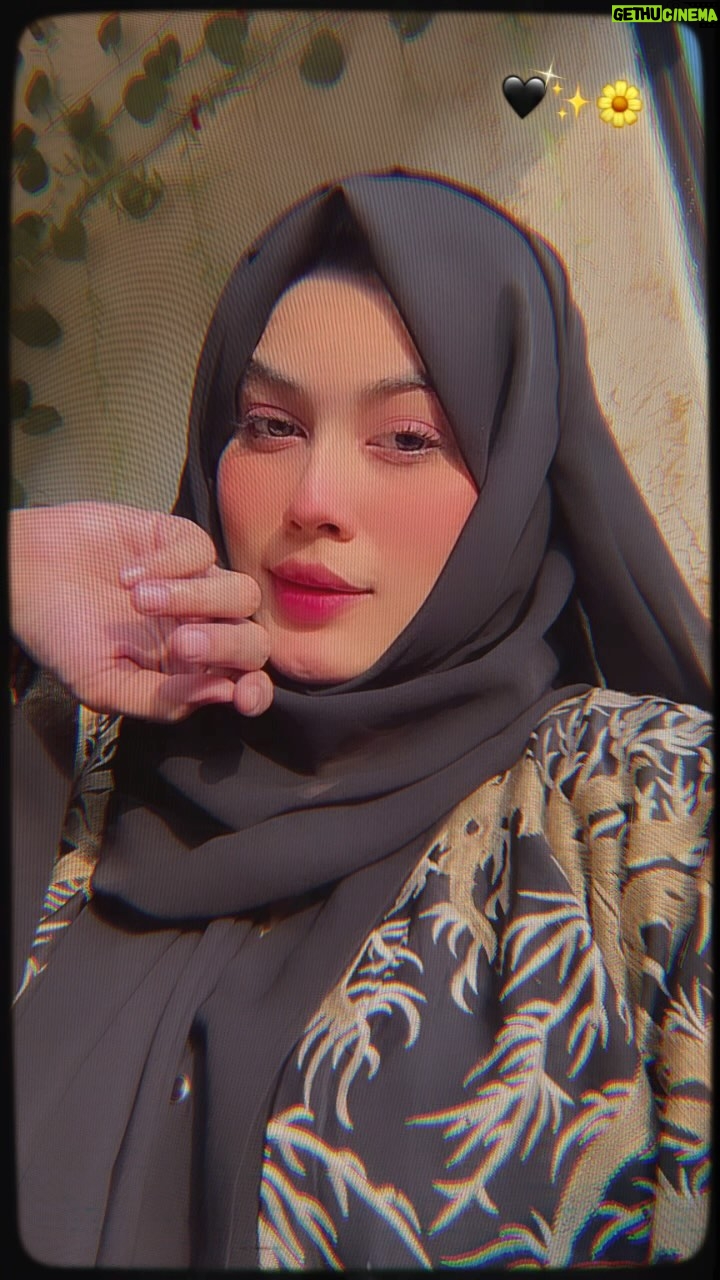 Muskan Saaphee - 29.5K Likes - Jitni dafa!!🖤✨🌼
.
.
.
.
.
.
.
.
#mussfam #reelitfeelit #reelkarofeelkaro #reels #reelsinstagram #reel #reelvideo #reelindia #reelindia #reelit #explore #explorepage #foryou #foryoupage #trendingreels #trending #trendingaudio #trendingnews #trendingvideos #viral #viralvideos
