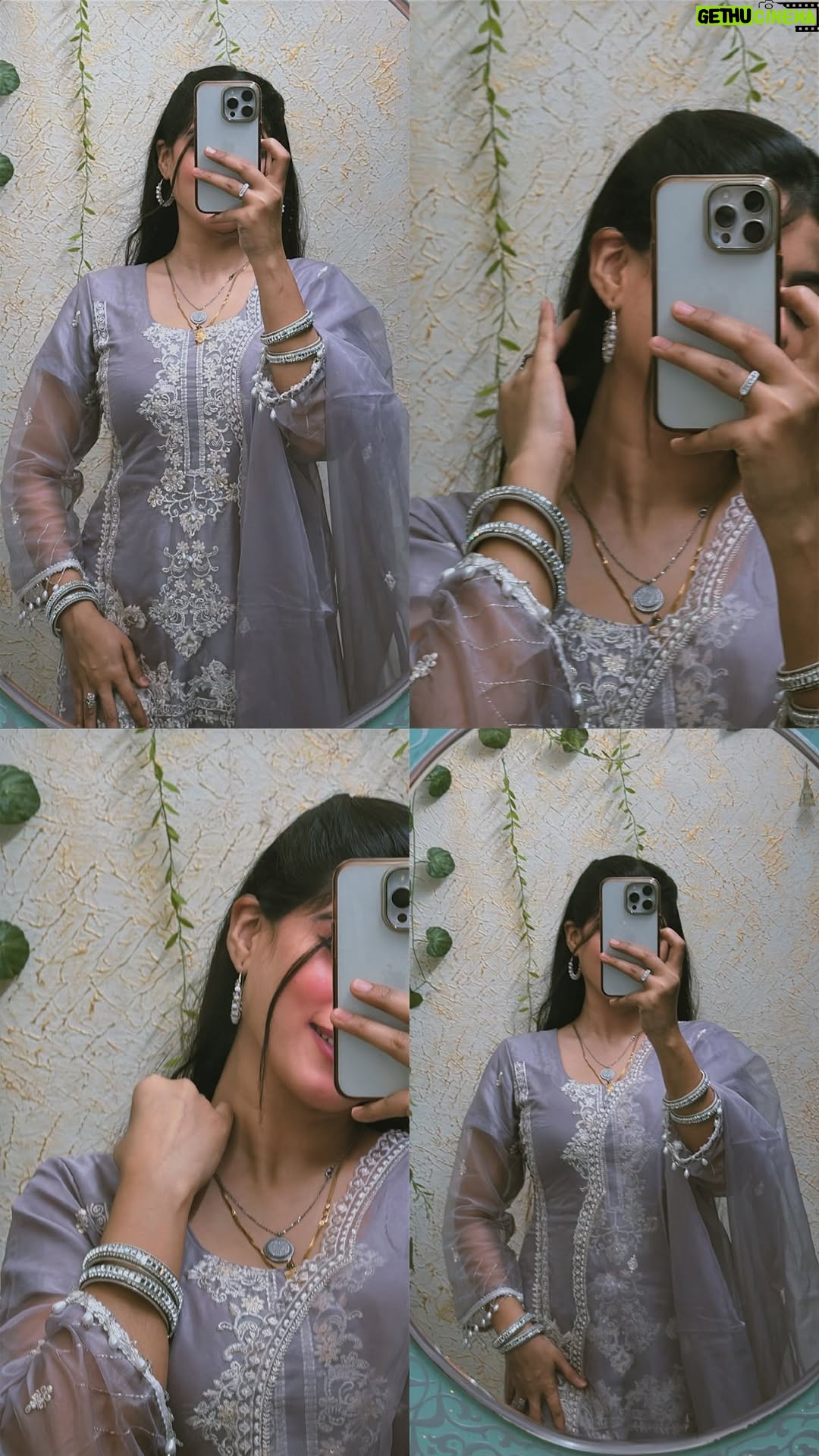 Muskan Saaphee - 36.5K Likes - Tu hi hai zindagi !!!🪞✨🕊️💜
.
.
.
.
.
.
.
#mussfam #reels #reelitfeelit #reelkarofeelkaro #reelsinstagram #reelvideo #reelindia #reelit #explore #explorepage #foryou #foryoupage #trending #trendingreels #trendingaudio #trendingsong #trendingnow #viral