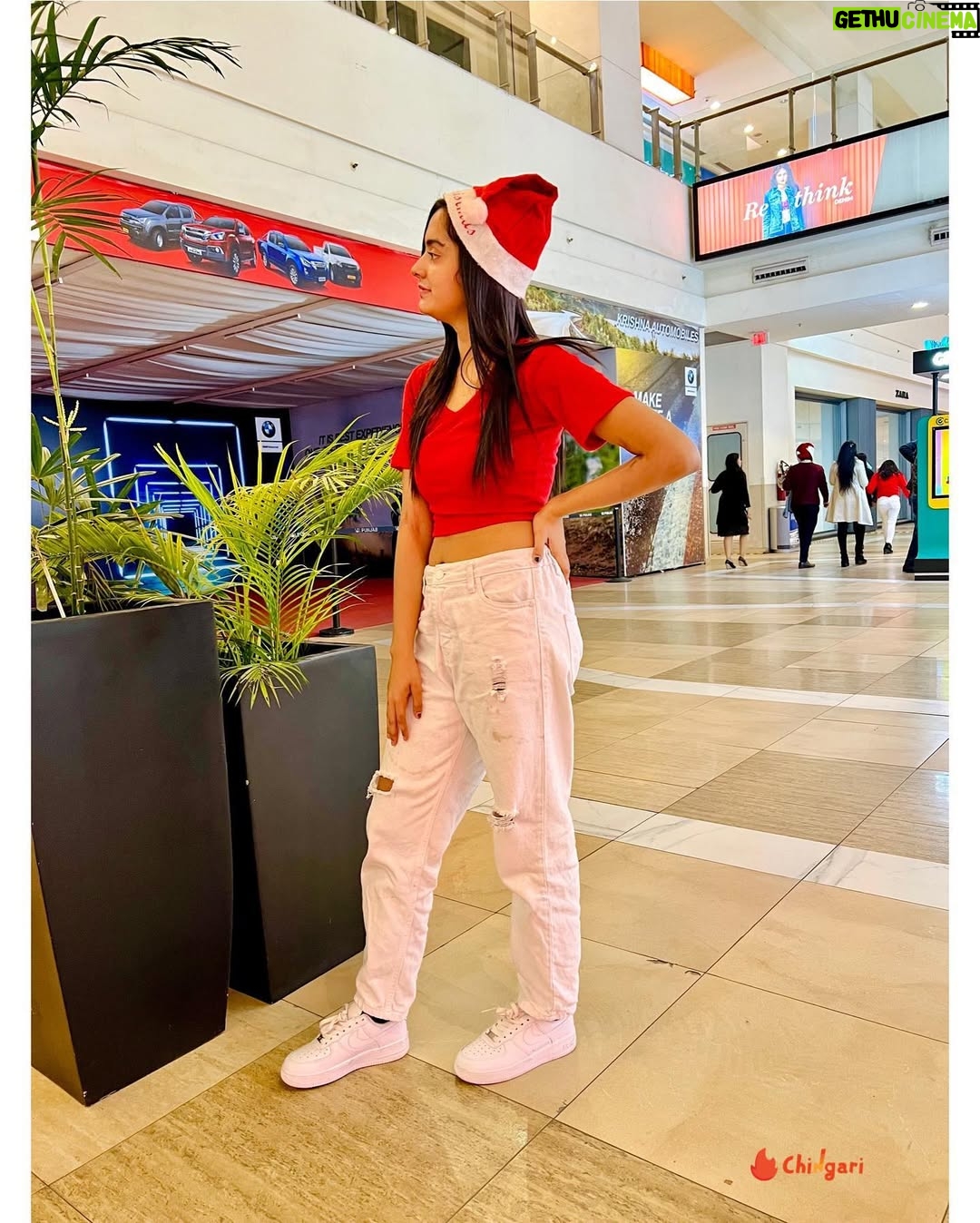 Muskan Siddiqui - 116.8K Likes - ❤️🎄
.
.
.
@chingari_in @thecrazyentrepreneur