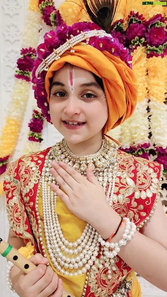 Myra and Kiara - 18.6K Likes - 🌸🙏"Krishn Janmashtami ki aapko aur aapke parivaar ko hardik shubhkamnayein.
Banke Bihari ji ke madhur charanon ka ashirwad sada aapke jeevan ko anant prem, sukh aur samriddhi se bhar de.
Radhey Radhey 🙏🏻
Jai Shri Krishna! 🙏🌺"
#Janmashtami #jaishriradhekrishna🌹🍁🌷♥️💕🌺🙏 #krishan