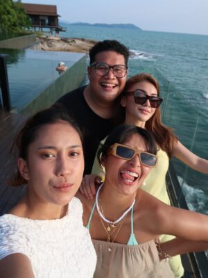 Nabila Huda Instagram - We’re here in Langkawi celebrating @missnadiaaqilah 's special day 💋