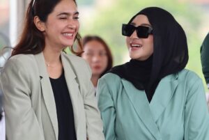 Nabila Syakieb Instagram - Kampanye akbar bupati dan wakil bupati kab bdg @dadangsupriatna & @alisyakieb bismillah wargi2 kab bdg tong hilap no 2 coblos kopeahna!✌🏻🫰🏻💚