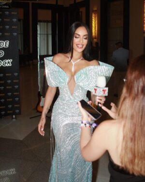 Nabila Tapia Instagram - @lospremiosheat
Dressed by @gianninaazar
Joyas BVLGARI @lepraga_taylon_ny
Makeup @katiuskavis
Hair @rivahaircenterplazasambil
Photos @pharrietaa