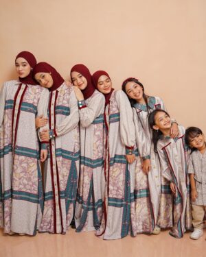 Nabila Taqiyyah Instagram - eid isn’t just a day, it’s a beautiful feeling💌