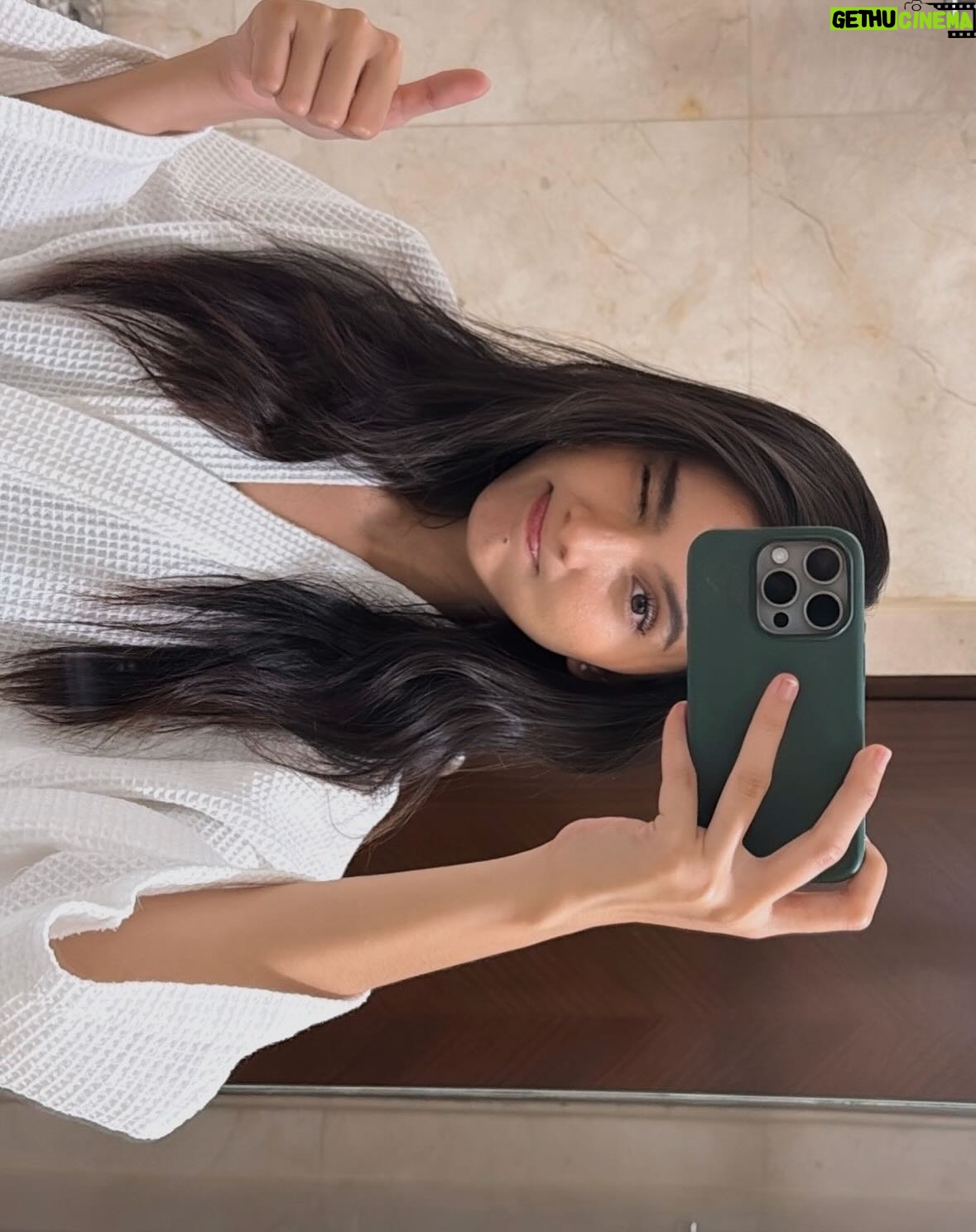 Nabila Zavira - 53.5K Likes - mini trips🥤