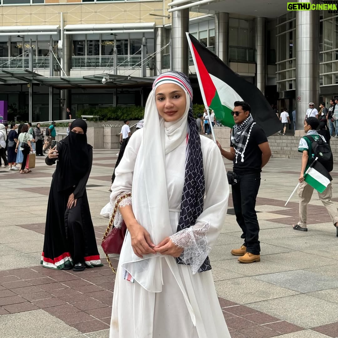 Nadia Brian - 12.6K Likes - ❤️🇵🇸 

#NadiaBrian 
#FreePalestine 
#Humanity4Palestine 
#NoGenocide