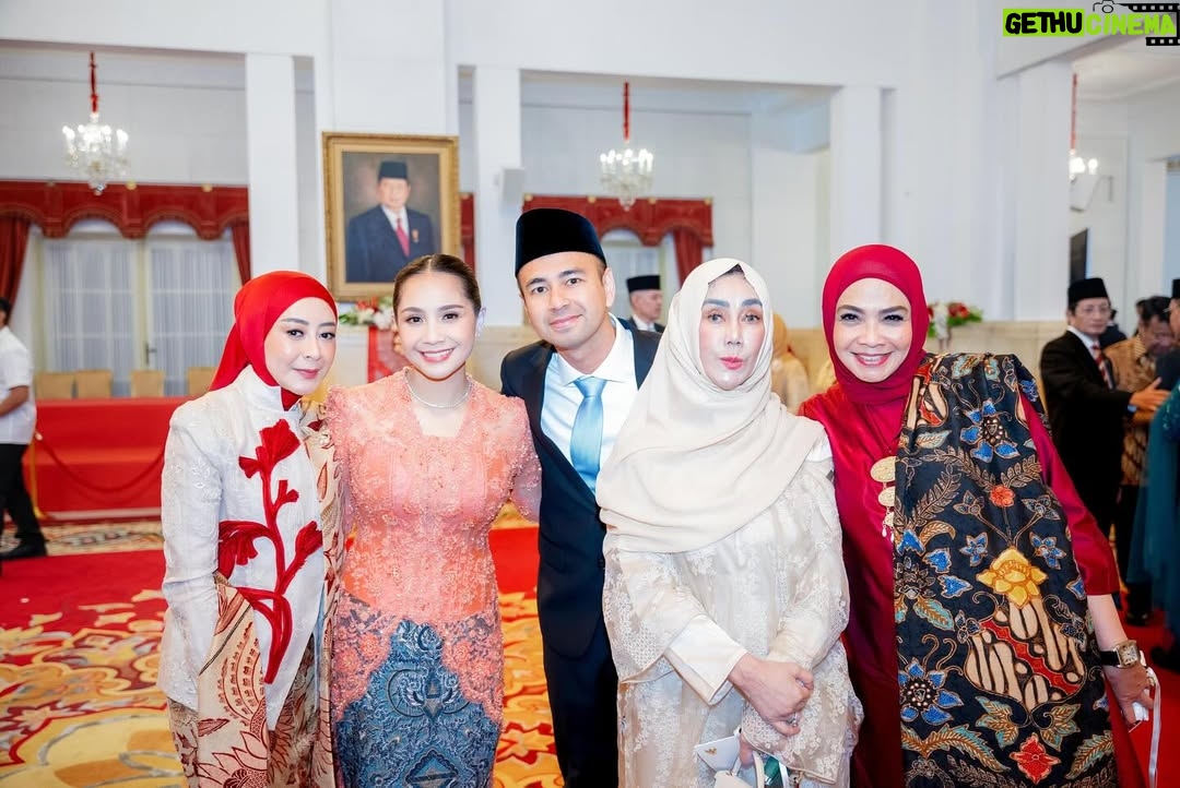 Nagita Slavina - 1.9 Million Likes - Bismillah .... Ya Allah Ya Rabb .... 
Mohon Doa dan Restu 🇮🇩🫡 🥹🩵🙏

Presidential Special Envoy for the Development of Youth and Arts Professionals

Utusan Khusus Presiden 🇮🇩
" Bidang Pembinaan Generasi Muda dan Pekerja Seni "

Selasa 22 Oktober 2024

#utusankhususpresiden 
#pembinaangenerasimuda 
#pekerjaseni