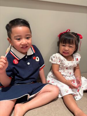 Nagita Slavina Instagram - Kesayangan 🩵❤️ Kaka dan Adik