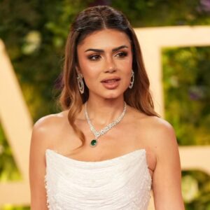 Naglaa Badr Instagram - I am so honoured and thankful to be part of this amazing, wonderful, and cheerful night .I'm in complete awe over yesterday. There are no words big enough to thank you for the truly incredible amount of love, support, kindness,and generosity that you all brought yesterday. The entire day was filled with an incredible positive energy and spirit .
Yesterday was proof that when you do something from your heart, truly amazing things can happen ..
❤️❤️
Thank you سمو الشيخ @turkialalshik
@gea_saudi
@joyawards
Photos taken by @ahmedraafat4 ❤️
Dress by @yasminehawa ❤️
Jewellery @mydiamondegypt ❤️
Make Up @asmaa_makeupp ❤️
Hairstyle @alsagheersalons by @mr.bishoo ❤️