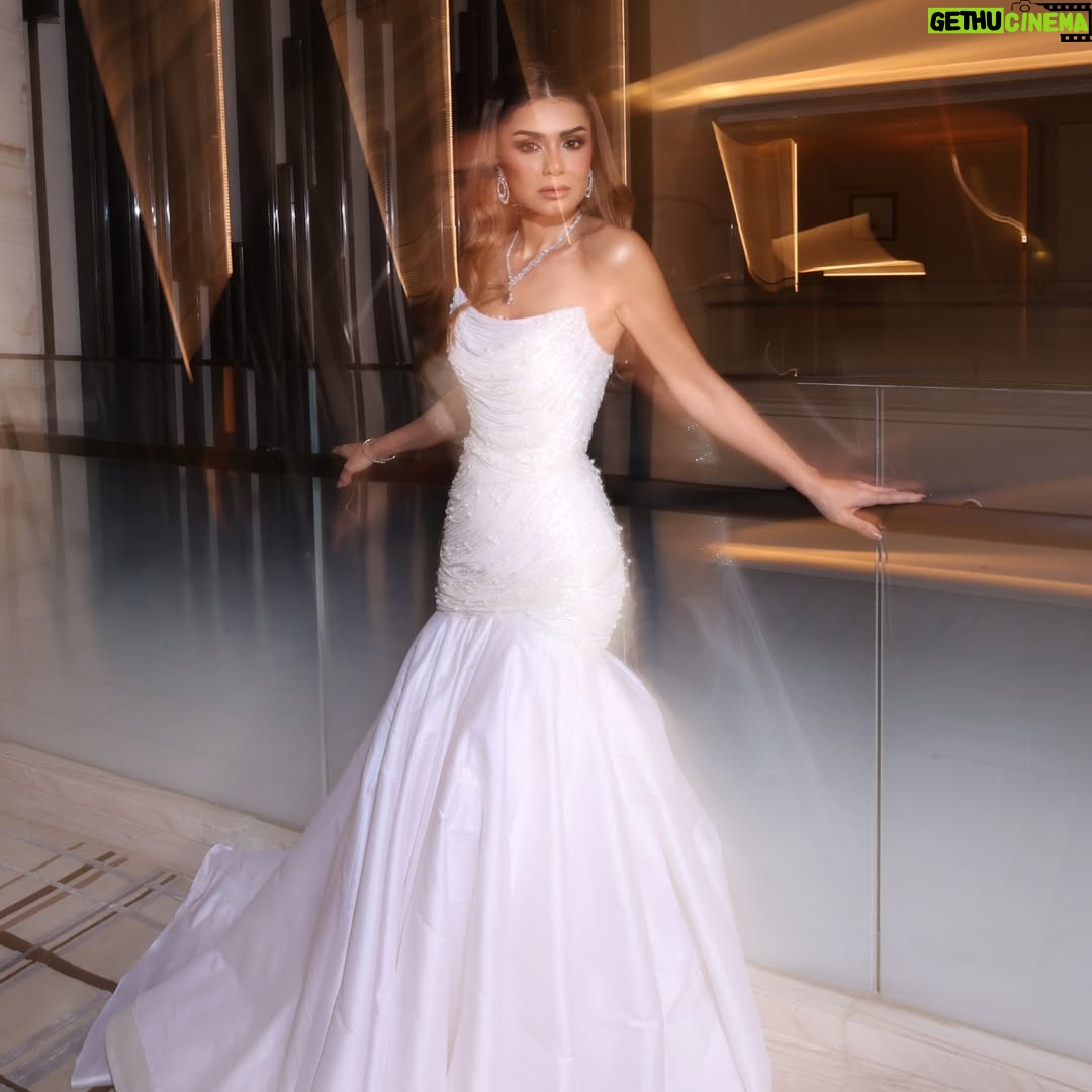 Naglaa Badr - 4.7K Likes - Don't dream your life,
Live your dream ✨️ 
Photo credit @soma_photography19 😍😍❤️❤️
Fashion designer @yasminehawa 
Jewellery @mydiamondegypt 
Makeup @asmaa_makeupp
Hairstyle @alsagheersalons @mr.bishoo 

@joyawards 
@gea_saudi