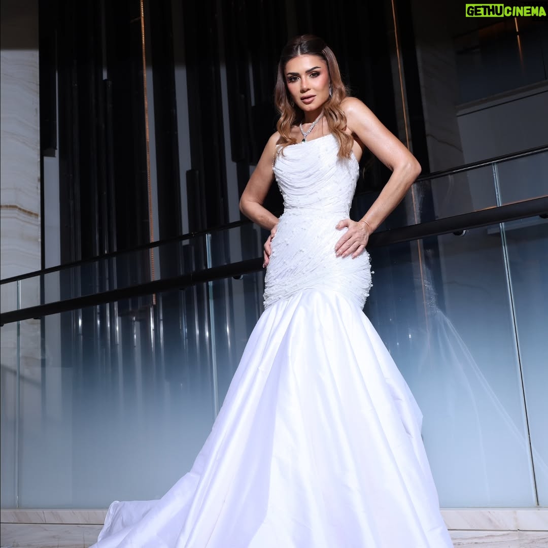 Naglaa Badr - 4.7K Likes - Don't dream your life,
Live your dream ✨️ 
Photo credit @soma_photography19 😍😍❤️❤️
Fashion designer @yasminehawa 
Jewellery @mydiamondegypt 
Makeup @asmaa_makeupp
Hairstyle @alsagheersalons @mr.bishoo 

@joyawards 
@gea_saudi