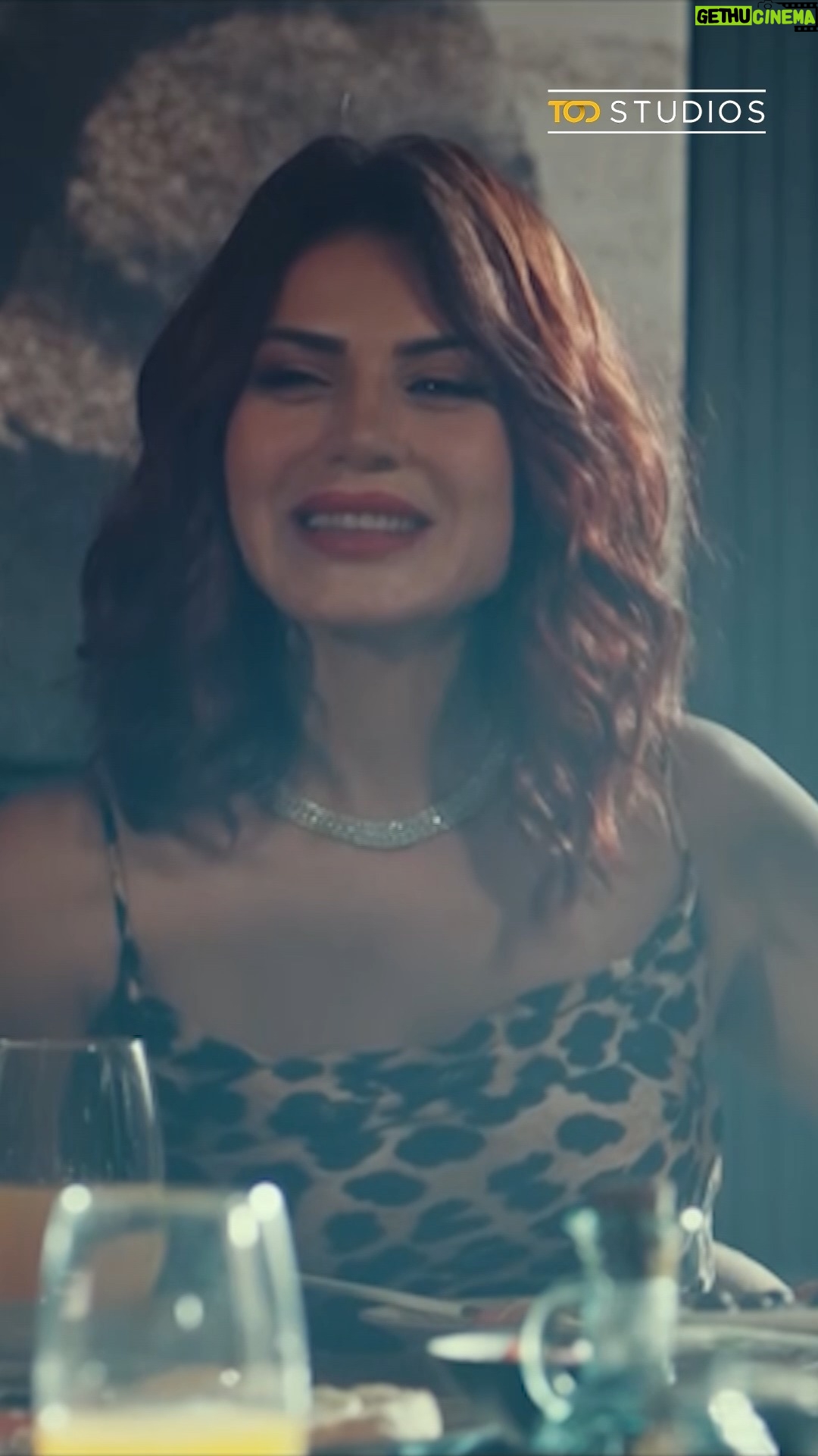 Naglaa Badr - 49.8K Likes - ابني العاق 
#في_لحظة #SPRODUCTIONS#tod