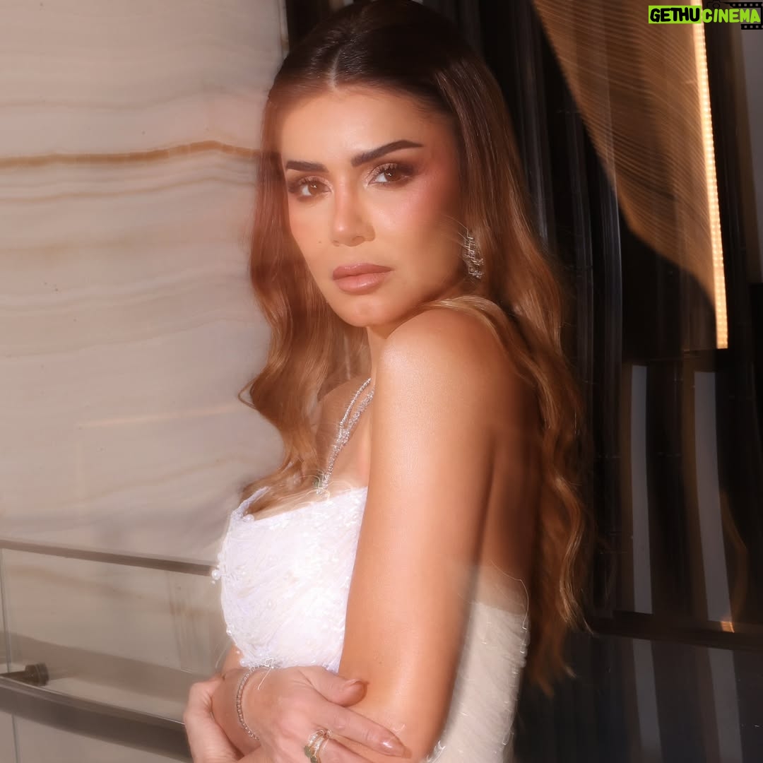 Naglaa Badr - 4.7K Likes - Don't dream your life,
Live your dream ✨️ 
Photo credit @soma_photography19 😍😍❤️❤️
Fashion designer @yasminehawa 
Jewellery @mydiamondegypt 
Makeup @asmaa_makeupp
Hairstyle @alsagheersalons @mr.bishoo 

@joyawards 
@gea_saudi