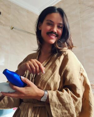 Najla Ben Abdallah Instagram - #skincarenatural #nomakeupneeded #selfcare #embraceyourself #shiseido #bioperformance @pointm_parfumeries ❤️