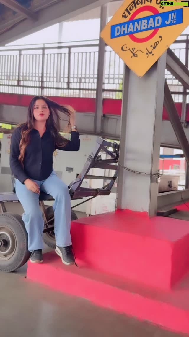 Najul Sheikh - 5.1K Likes - Or Aap kahan se belong krte ho 🤭
.
.
.
.
#dhanbad #bebo_1331 #jharkhand #reels #india #foryou #reelsinstagram #trend #dhanbad