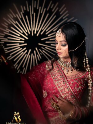 Najul Sheikh Instagram - DHANBAD A.B MAKEUP STUDIO & ACADEMY & PHUSRO . CHARMING SALON & ACADEMY
.
Makeup by - @abmakeupstudio2 & @_charming_salon_
jewellery from- @dare.to.dazzle21
photographer- @abhijeet_kashyap91
Location:- Add. New tech,grand 3,main road,saraidhela ,dhanbad
mob no.9006710107
30% off in course
Smoothening and keratin 50% off
30%off on makeup booking
#dhanbad #insta #makeupbyabmakeupstudio #bebo_1331 #jharkhand #insgram #hdmakeupartist